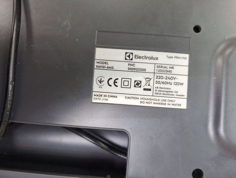 Дешево Electrolux e6vs1-6ag з ломбарду