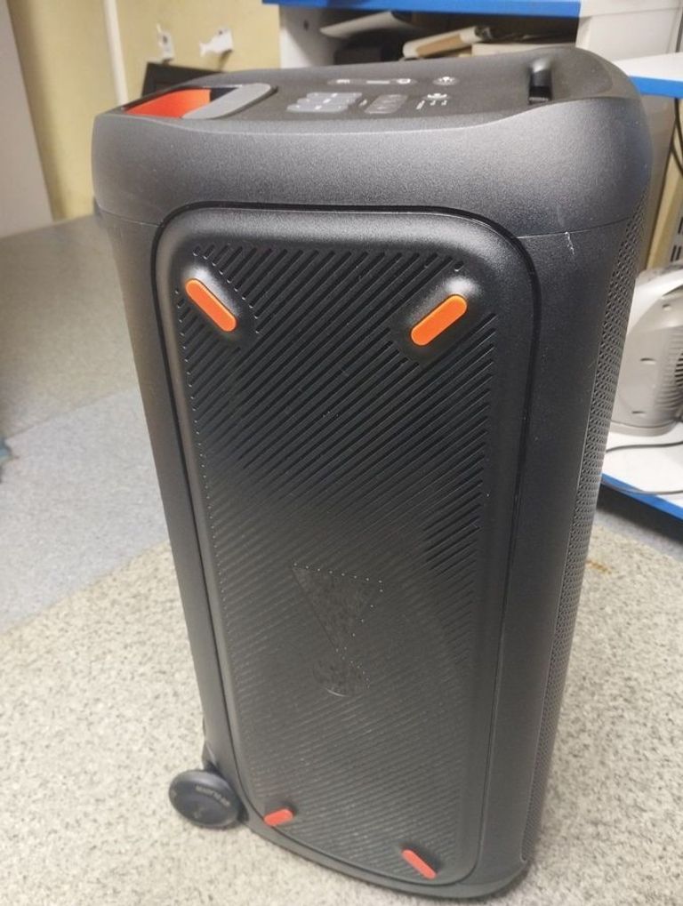 Дешево Jbl partybox 310 з ломбарду