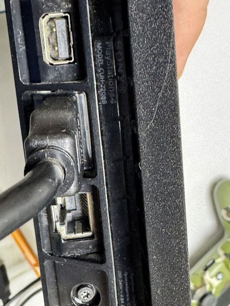 Купить Sony playstation 4 slim 500gb Б/У