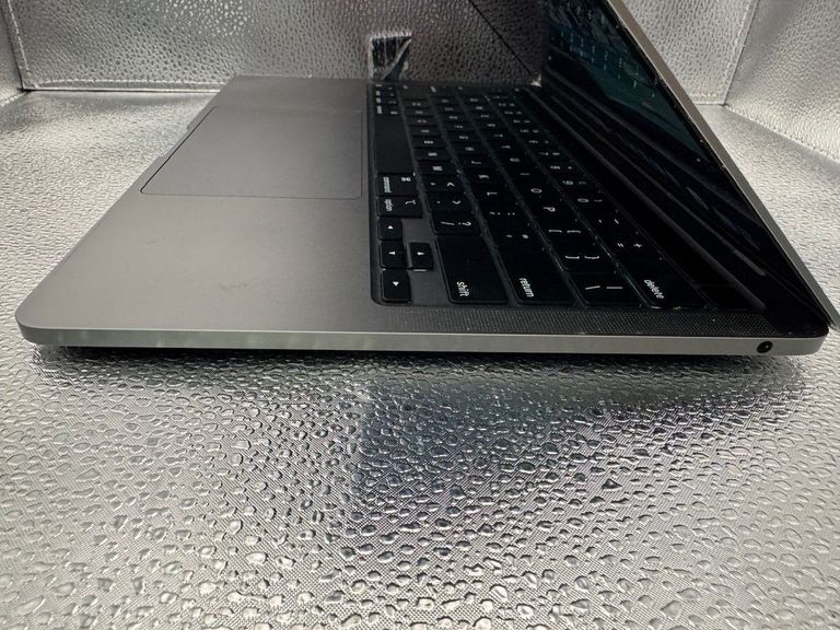 Apple a2338 macbook pro 13,3" m1 8-gpu/ ram8gb/ ssd256gb/ retina, truetone, touch bar Код:01-200804066. Зображення 7