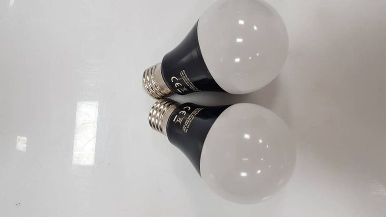 Оголошення Kwmmobile e27 Б/У