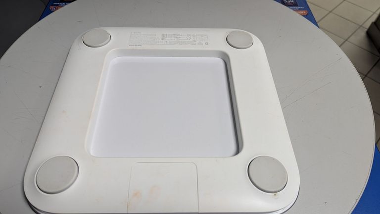 Дешиво Xiaomi mi body composition scale s400 с ломбарда
