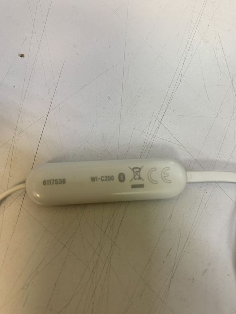 Дешиво Sony wi-c200 с ломбарда