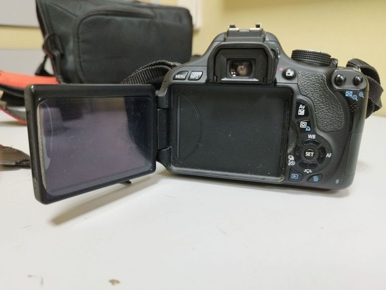 Canon eos 600d ef-s 18-55mm f/3,5-5,6 is ii Код:01-200820059. Зображення 5