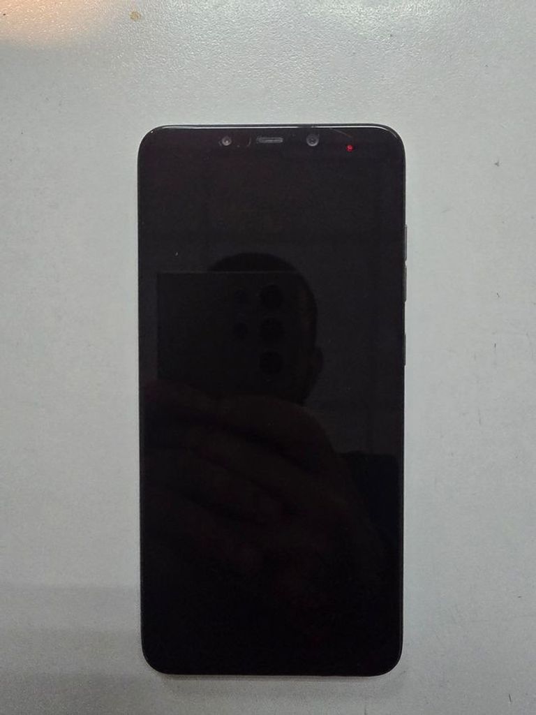 Розпродаж Xiaomi pocophone f1 6/128gb, продавець Техноскарб