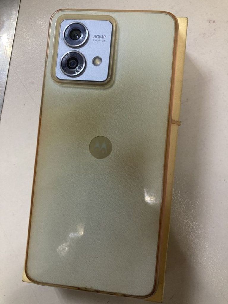 Дешево Motorola moto g84 8/256gb з ломбарду