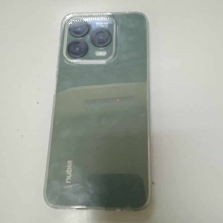 Оголошення Zte Nubia V70 Design 8/256GB Gray Б/У