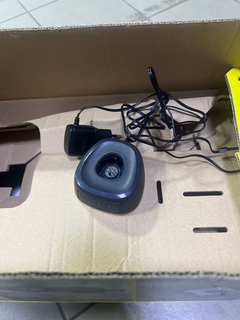 Объявление Karcher FC 2-4 Battery Set (1.056-200.0) Б/У