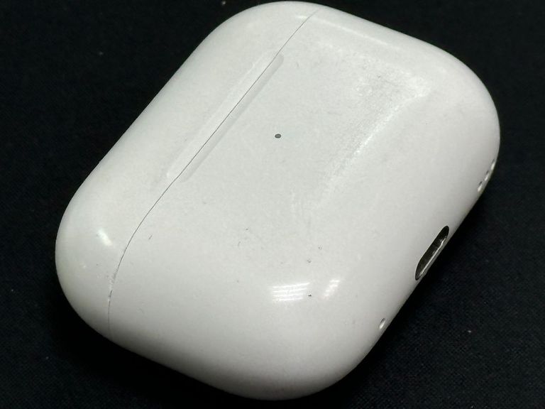 Оголошення Apple airpods pro 2nd generation with magsafe charging case usb-c Б/У
