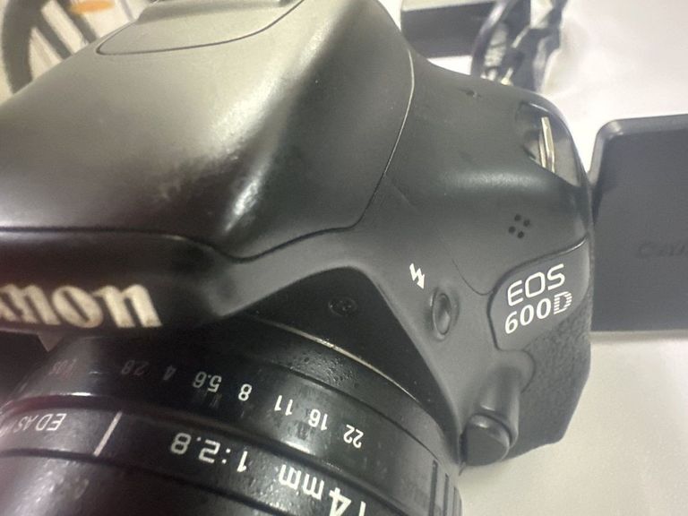 Купити Canon EOS 600D body Б/У