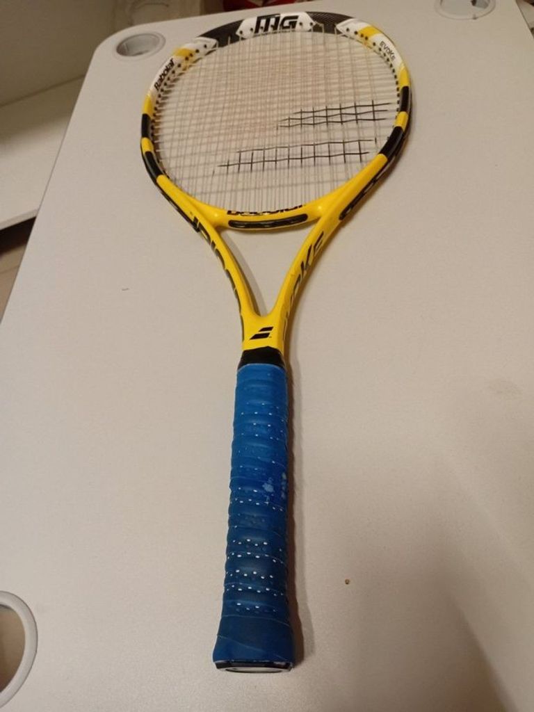 Оголошення Babolat Ракетка Evoke 105 black/yellow (121161/142) Б/У