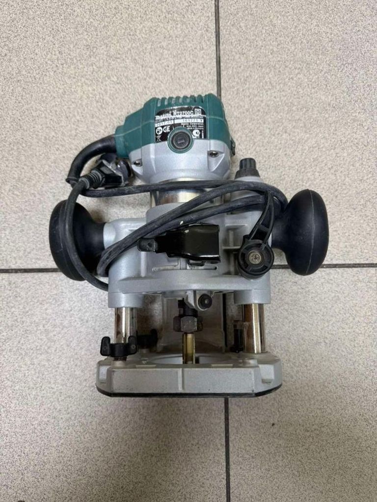 Дешево Makita (Копія) rt0700c з ломбарду