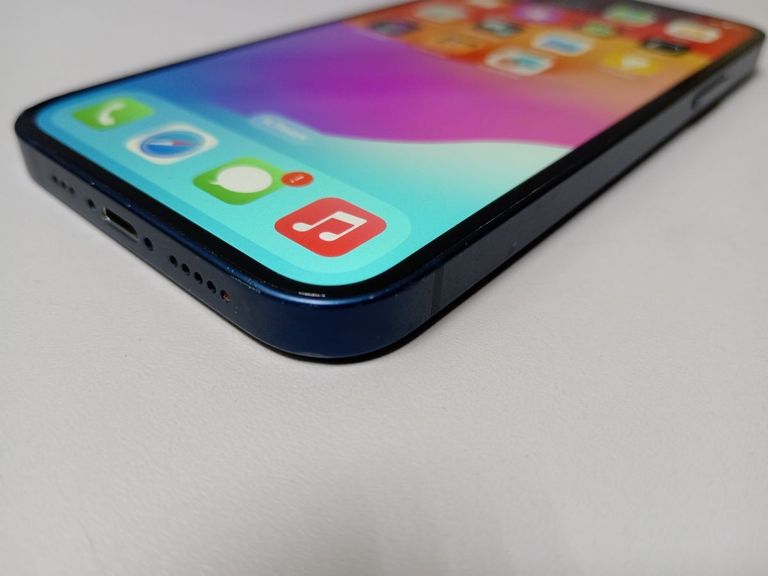 Apple iPhone 12 64GB (PRODUCT)RED Код:01-200861954. Зображення 5