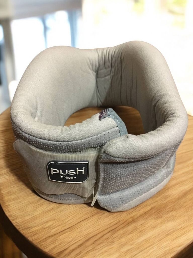Купити Push med Neck Brace Б/У