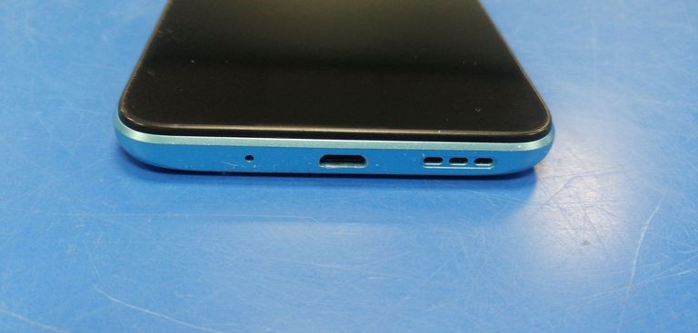 Дешево Xiaomi redmi 9a 2/32gb з ломбарду