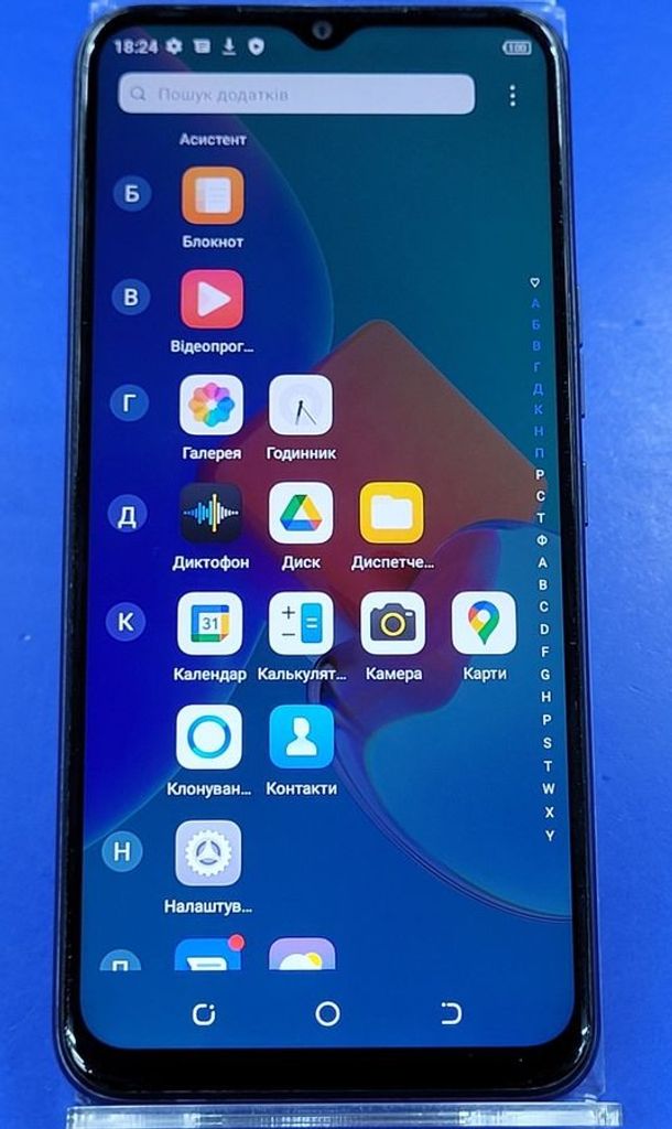 Дешиво Tecno spark 8c kg5k 4/128gb с ломбарда