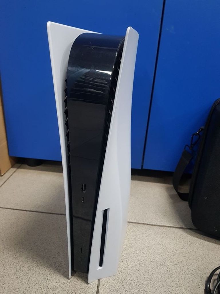 Дешево Sony PlayStation 5 825GB з ломбарду