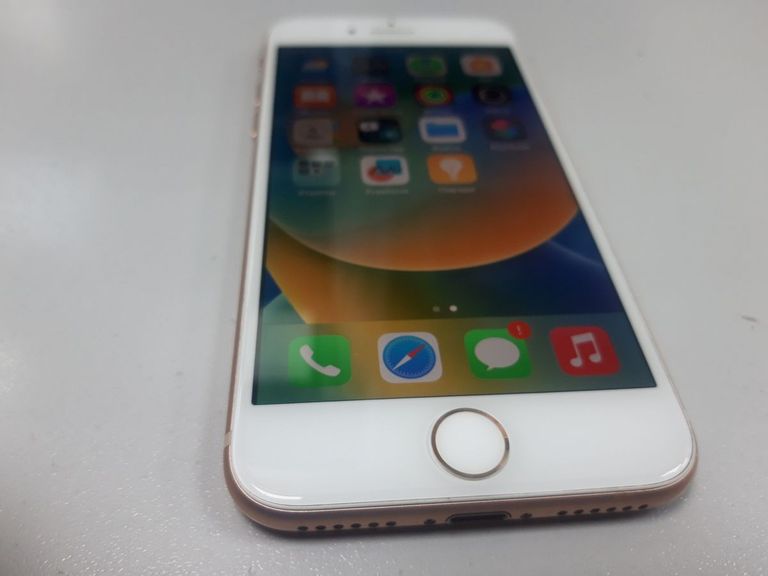 Apple iphone 8 64gb Код:01-200897055. Зображення 8