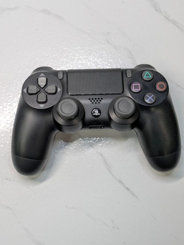 Купить Sony dualshock 4 v2 Б/У