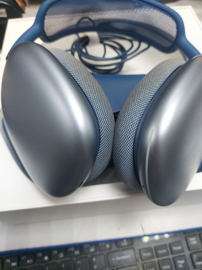 Дешево Apple airpods max з ломбарду