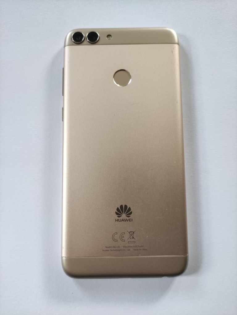 Дешево Huawei P Smart (3/32GB) NFC з ломбарду