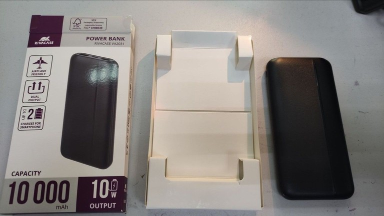 Купити Rivacase VA2031 10000mAh Black Б/У