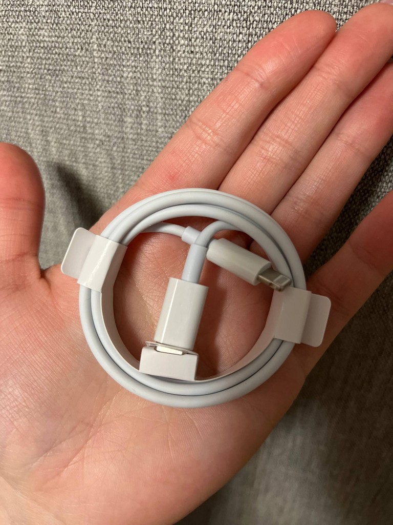 Оголошення IPhone Б/У