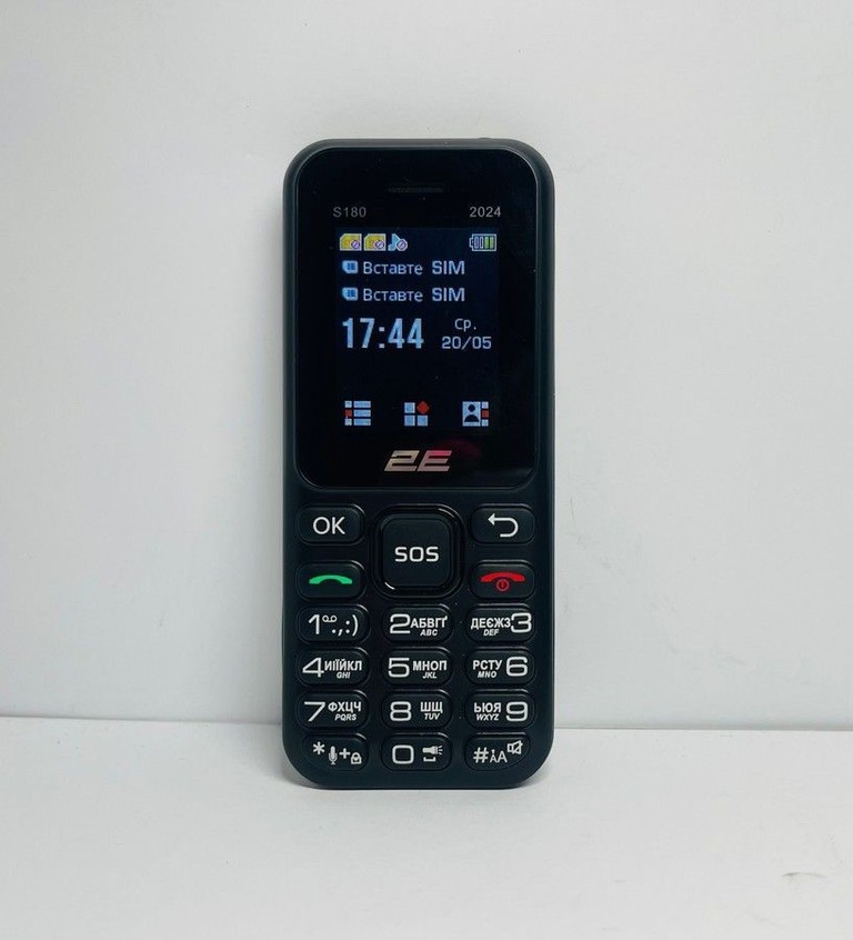 Купити 2e S180 2024 DualSim Black Б/У