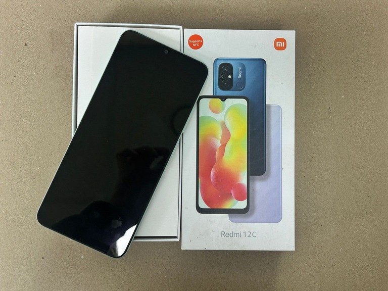 Купить Xiaomi redmi 12c 3/32gb Б/У