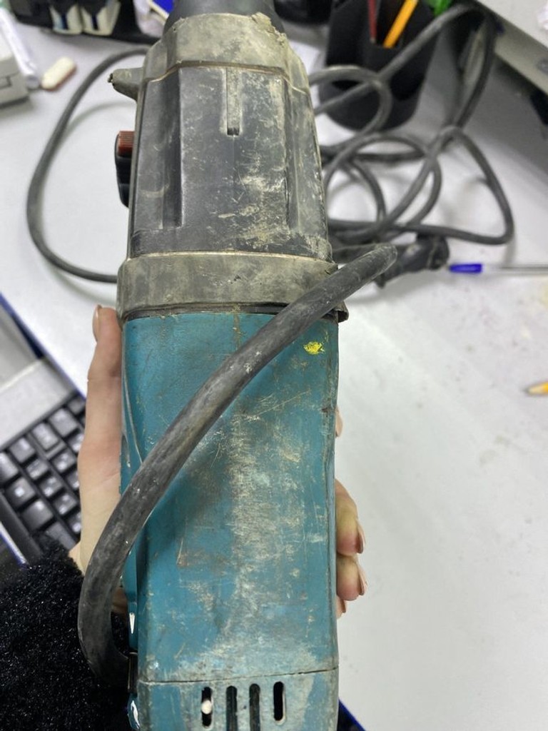 Распродажа Makita HR2470, продавец Техноскарб