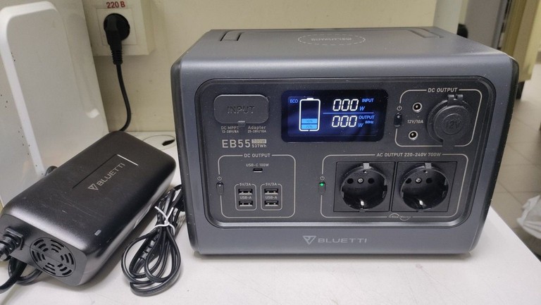 Купити Bluetti EB55 Portable Power Station 537Wh Б/У