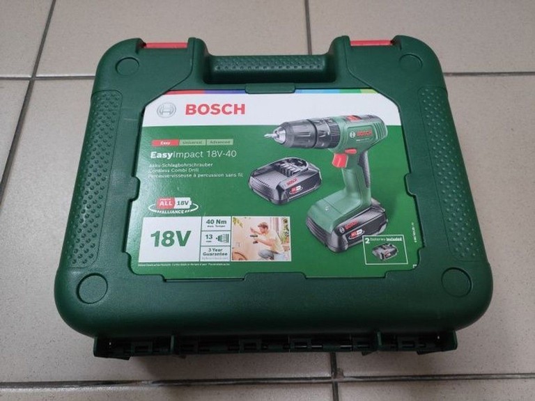 Розпродаж Bosch EasyImpact 18V-40 (06039D8100), продавець Техноскарб