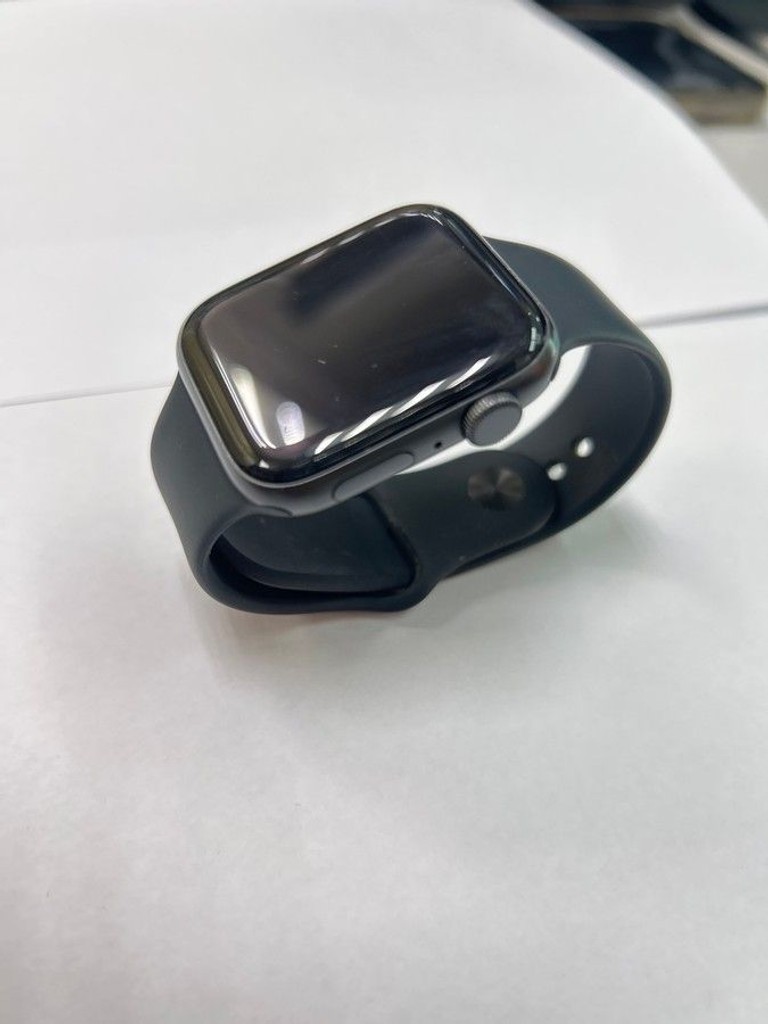 Оголошення Apple watch se gps 44mm aluminum case Б/У