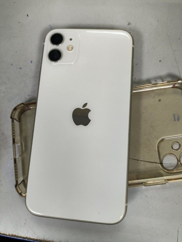Дешево Apple iphone 11 64gb з ломбарду