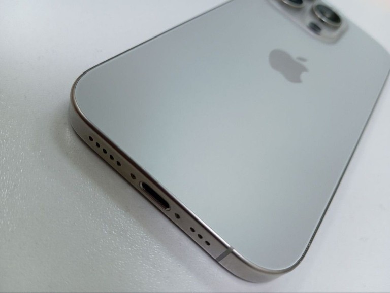 Розпродаж Apple iphone 16 pro 128gb, продавець Техноскарб