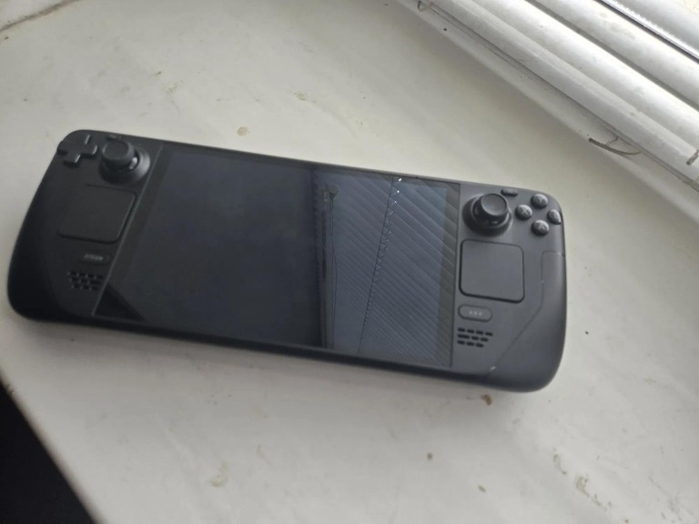 Дешево Valve Steam Deck OLED 512 GB з ломбарду