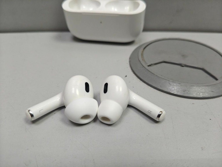 Дешево Apple airpods pro 2nd generation з ломбарду
