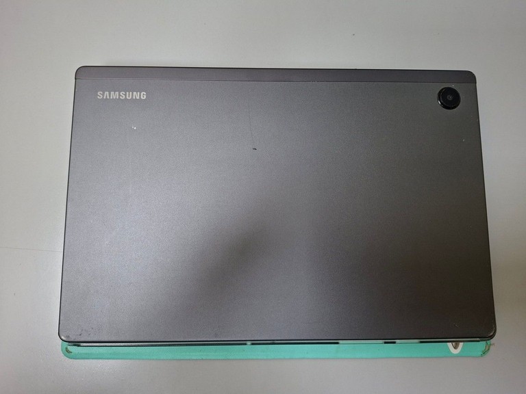 Дешево Samsung galaxy tab a8 10.5 4/64gb з ломбарду