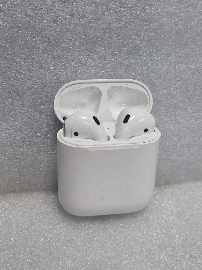 Купить Apple airpods 2nd generation a1602, a2031, a2032 Б/У