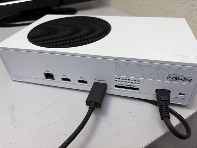 Купить Microsoft xbox series s 512gb Б/У
