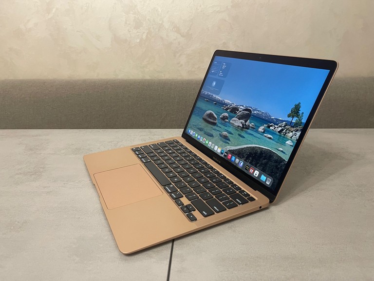 Оголошення Apple MacBook Air A2337 2020рік Б/У