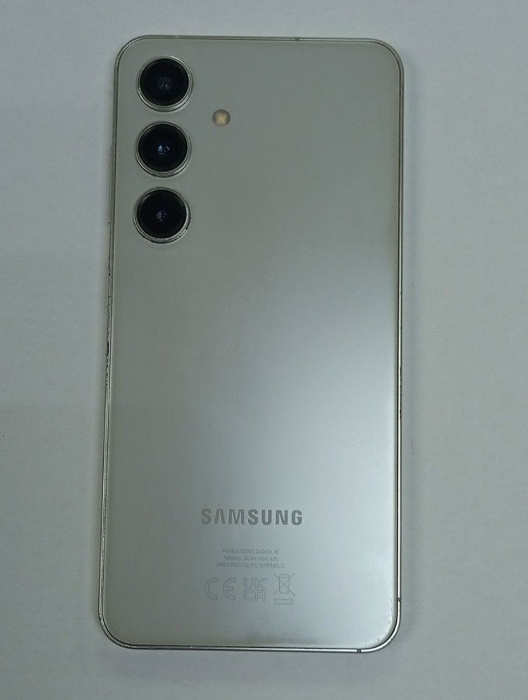 Распродажа Samsung galaxy s24 8/128gb, продавец Техноскарб