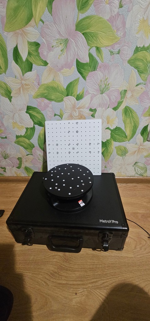 Оголошення Revopoint MetroY Pro Б/У