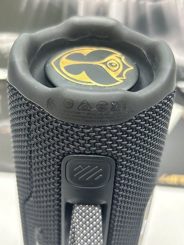 Дешево Jbl flip 7 з ломбарду