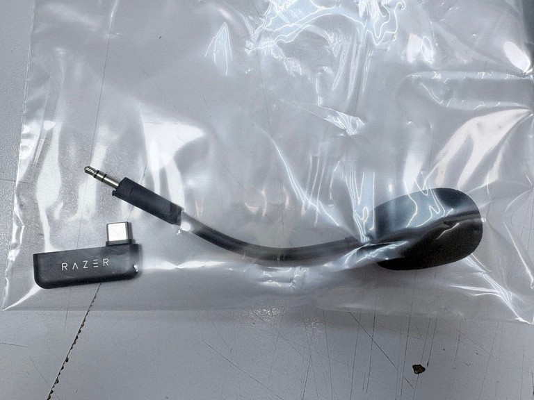 Дешиво Razer barracuda x 2022 mercury с ломбарда