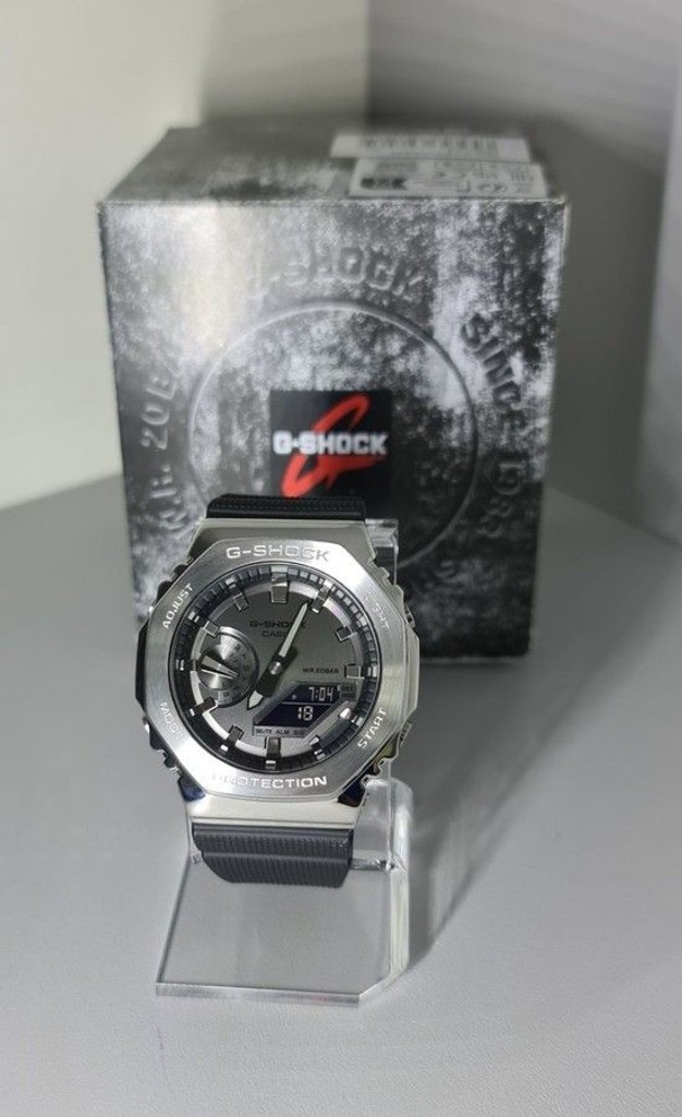 Купити Casio GM-2100-1AER Б/У