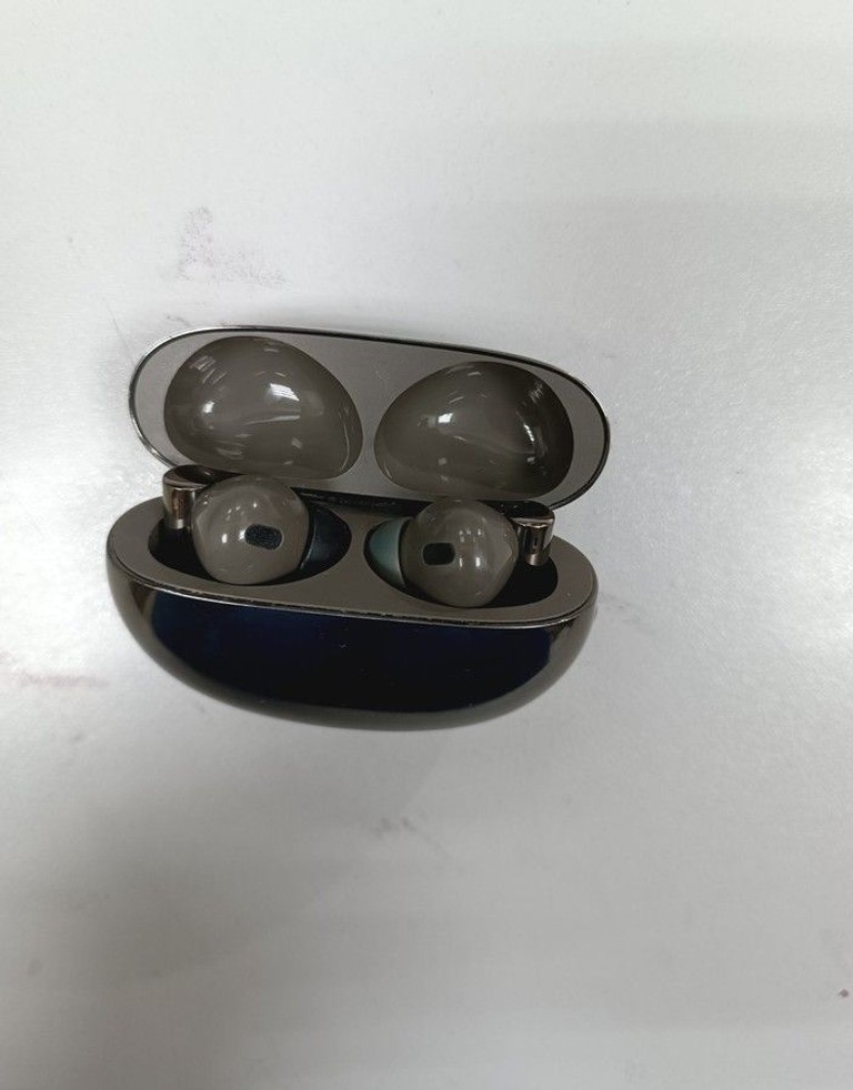 Оголошення Realme Buds Air 6 Pro Black Б/У