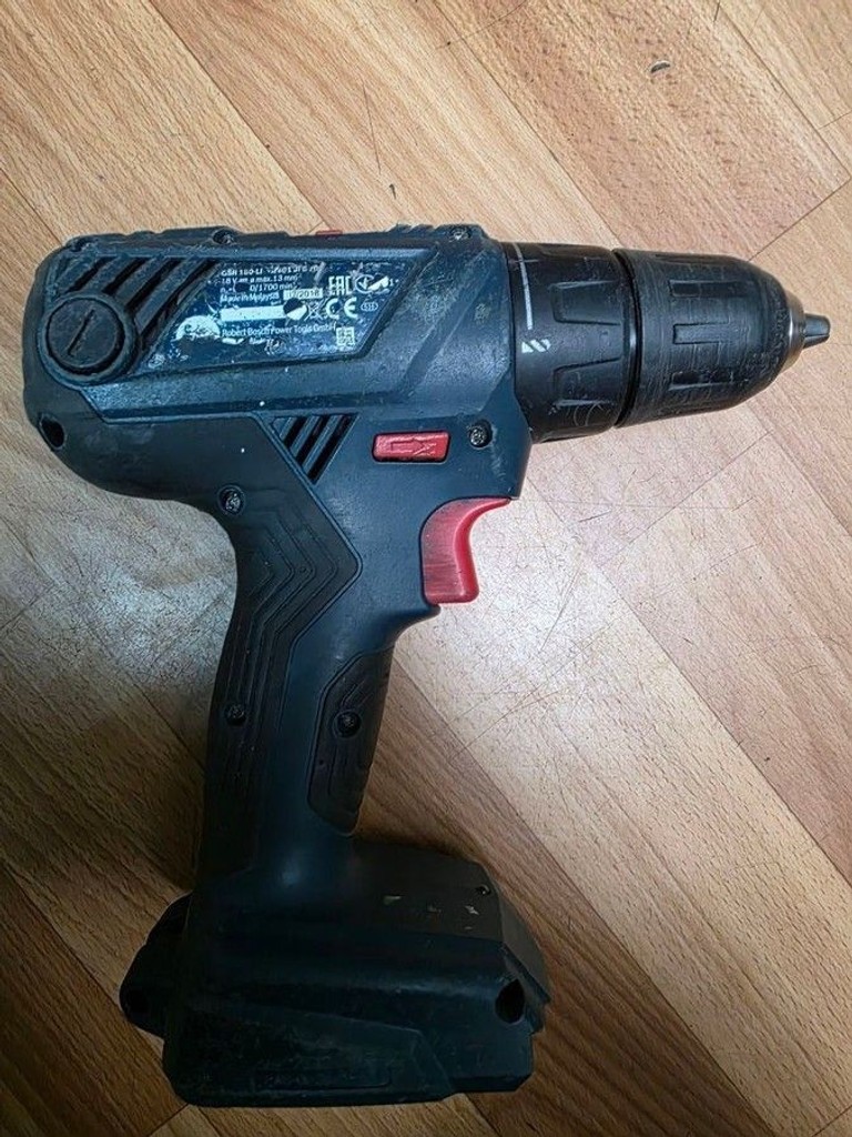 Дешиво Bosch gsr 180 li с ломбарда