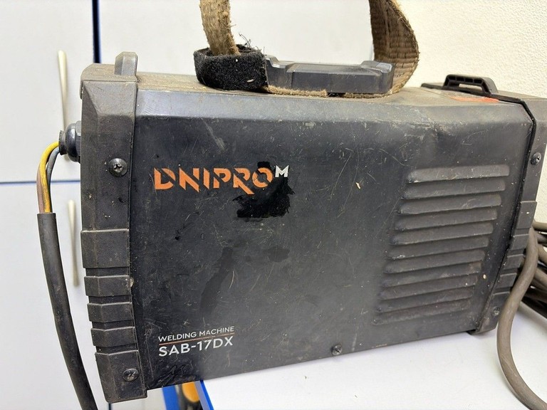 Дешево Dnipro-M sab-17dx з ломбарду