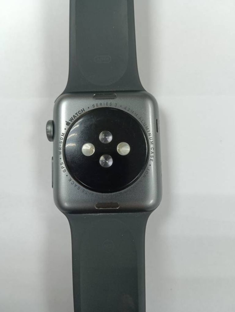 Apple watch series 3 42mm steel case